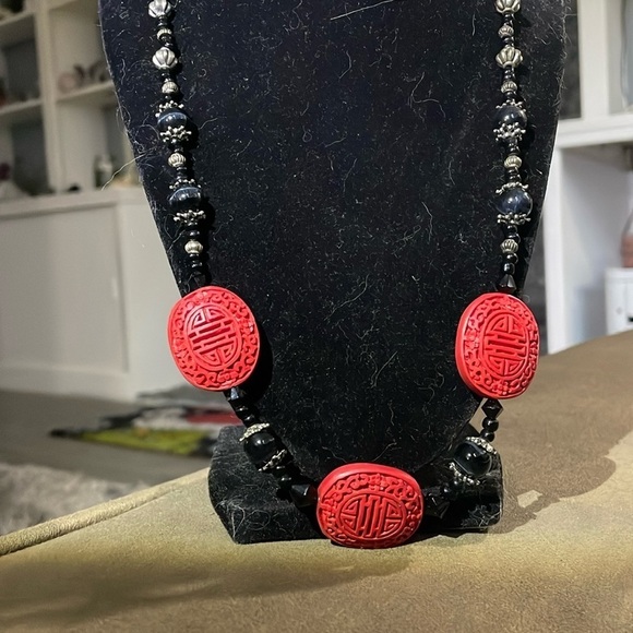 Stunning Faceted Black Jet Carved Chinese Red Cinnabar  Vintage Carved cinnabar with black cat eye beads